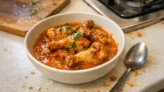 전기압력솥 토마토 치킨 카레—닭봉이 숟가락으로 풀리는 크리미 한 그릇